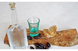 Tsikoudia (Raki) Tsikoudia (Raki)