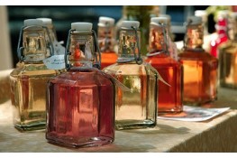 Vinegars & Syrups Vinegars & Syrups